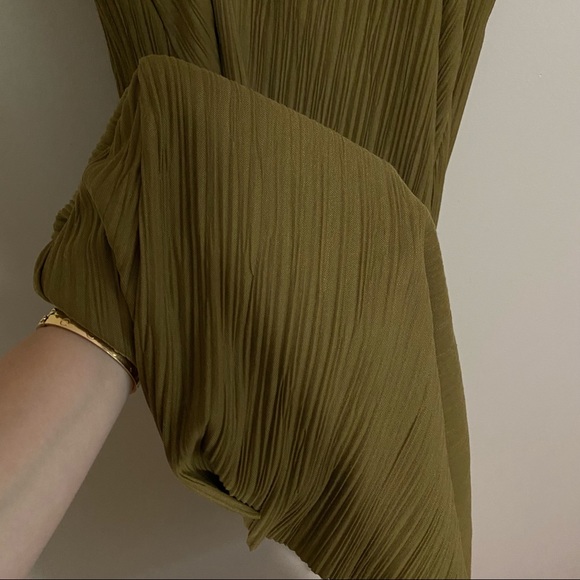 ZARA Khaki Green Pleated Maxi Dress size Small - Picture 8 of 10